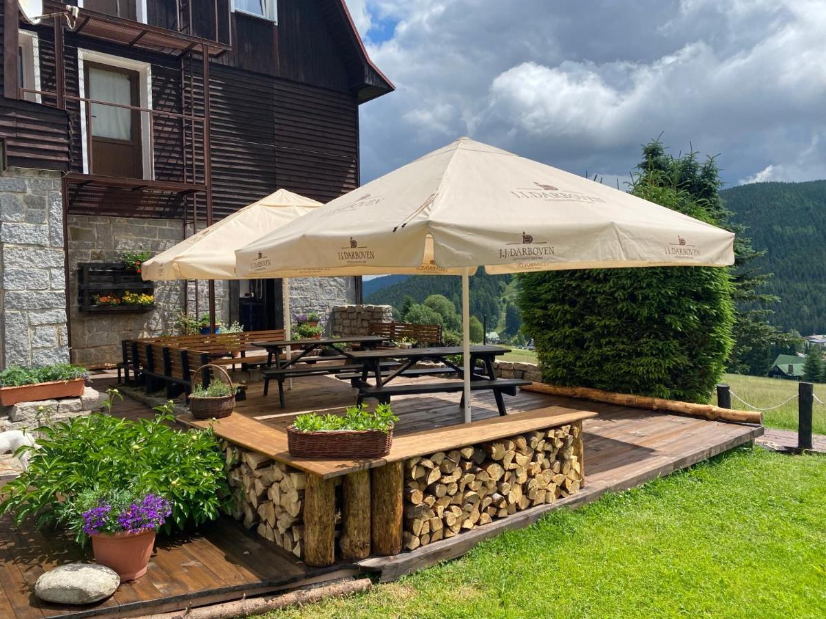 Penzion Logla Pec pod Sněžkou Exterior foto